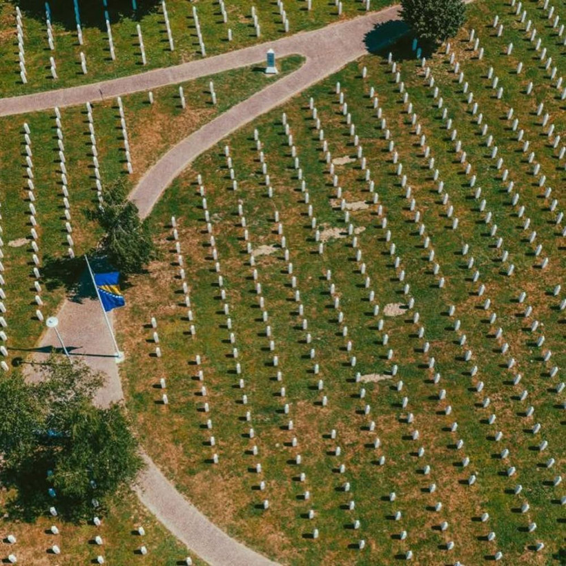 Büyükakın: "Bosna kalbimizin bir yarısı, Srebrenitsa ise hiç kapanmayacak ortak yaramızdır" - Resim : 5