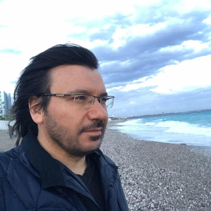 Yuva yapan kumrular için dükkanını kilitlemeyen Kocaelili esnaf: Hırsızlık yapmazsanız seviniriz! - Resim : 1