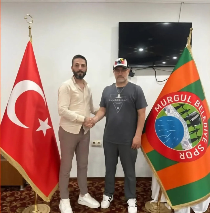 Fatih Kurtoğlu Artvin Murgul ile imzaladı - Resim : 1