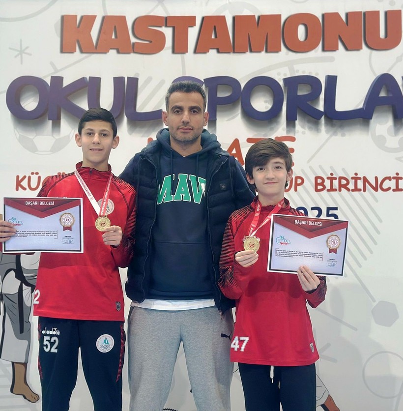 Körfezli karatecilerden 5 sporcu ile 5 şampiyonluk - Resim : 2
