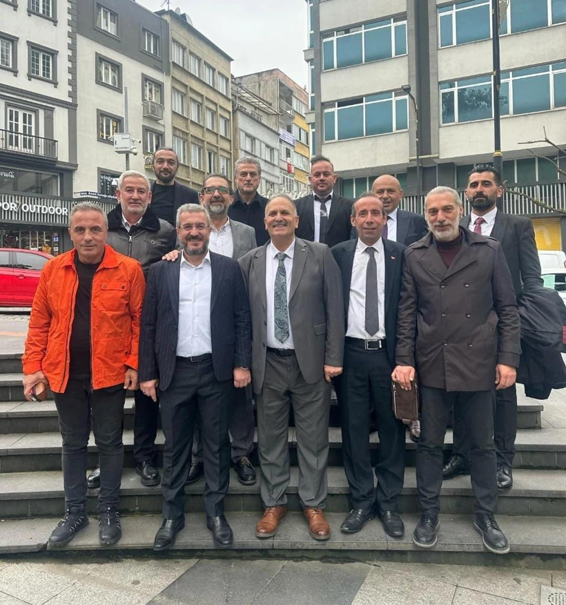 Anahtar Parti Kocaeli Teşkilatı Trabzon İl Başkanlığı binasının açılışında! - Resim : 1