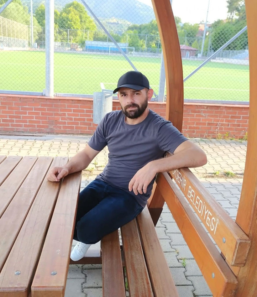 Yaşam savaşını kaybetmişti... Son yolculuğuna uğurlandı - Resim : 6