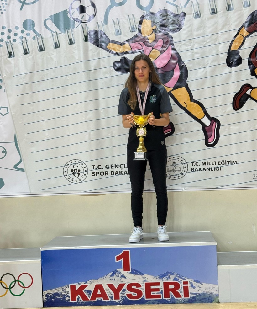 Bizim kızlar üst üste 3. kez Türkiye şampiyonu oldu! - Resim : 7