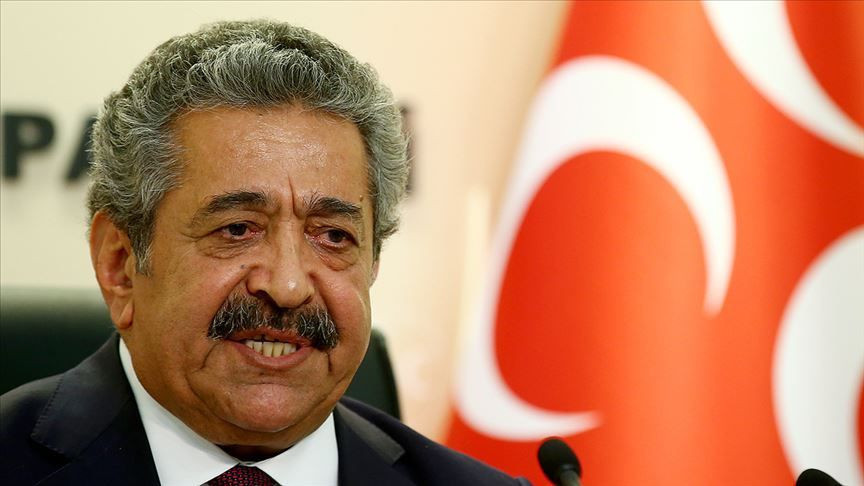 Feti Yıldız'ın masasındaki kitap gündem oldu! - Resim: 1