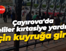 Çayırova'da veliler kırtasiye yardımı için kuyruğa girdi